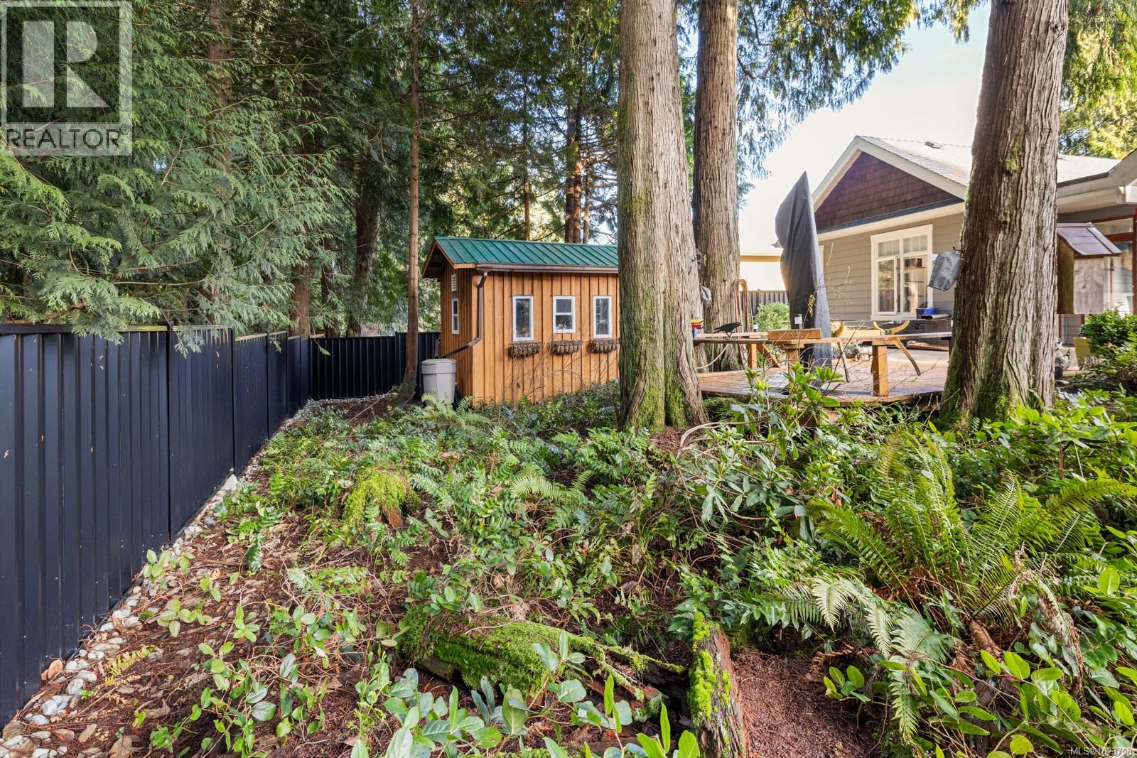 2598 Kinnoull Cres, Mill Bay