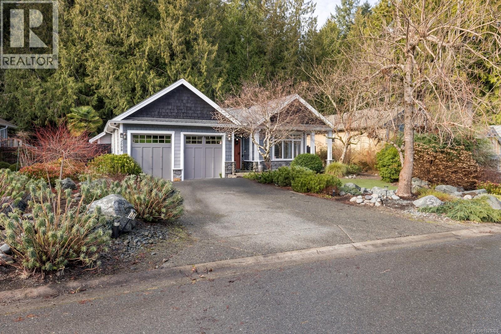 2598 Kinnoull Cres, Mill Bay