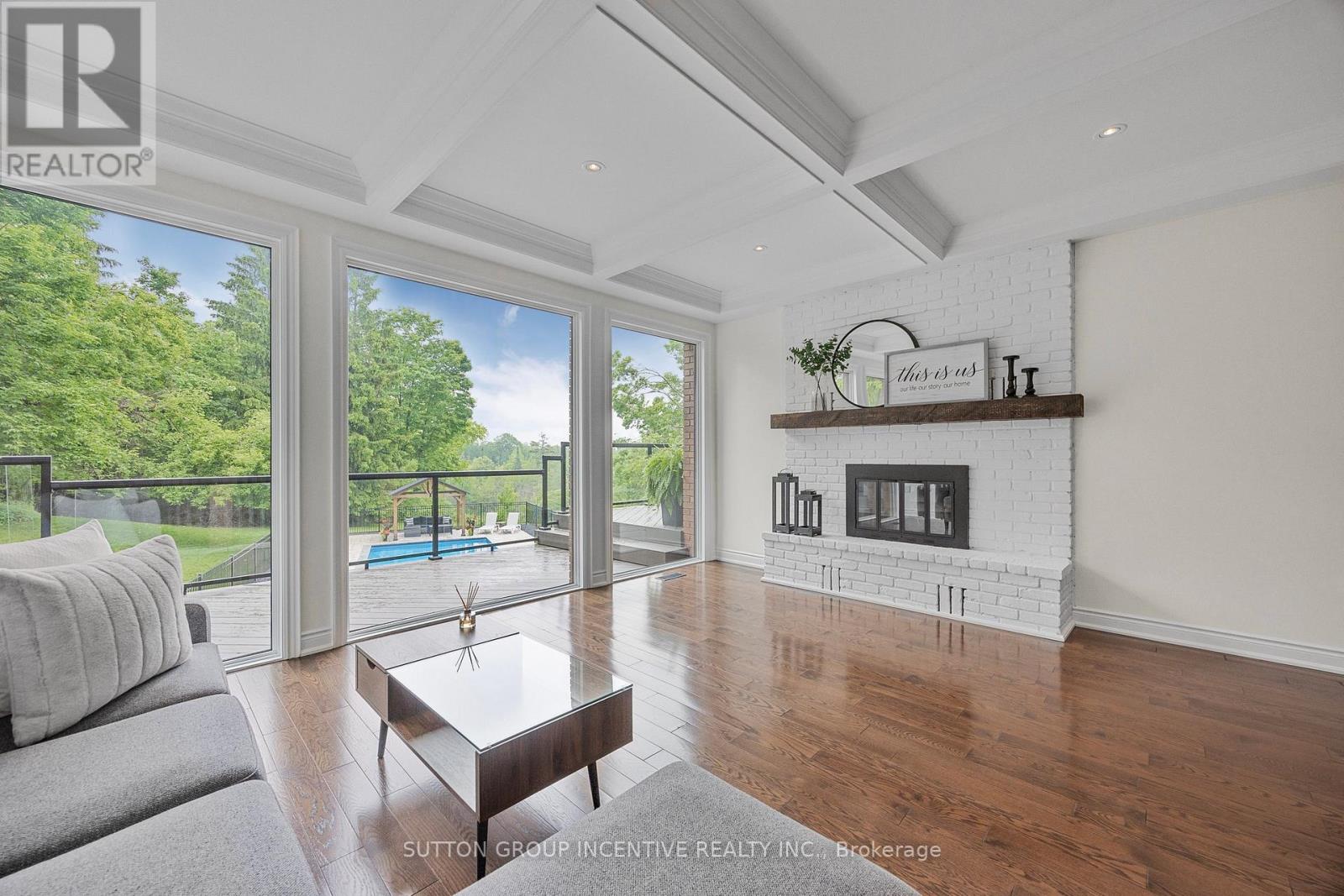 214 HICKORY LANE - 26