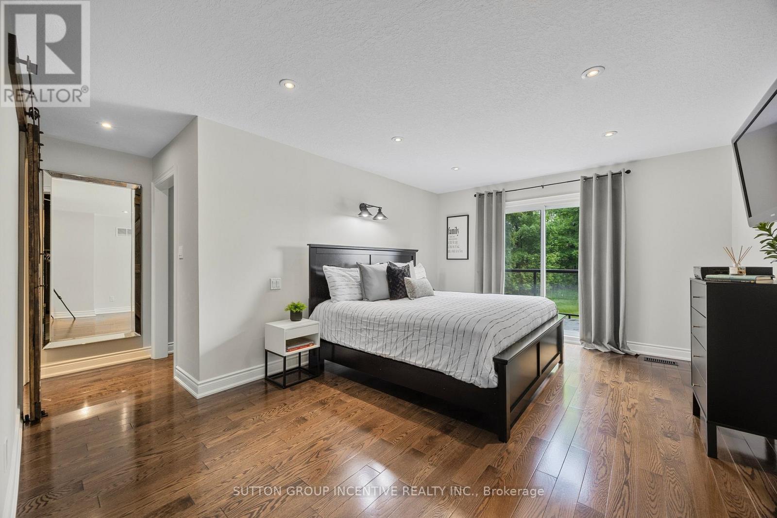 214 HICKORY LANE - 28