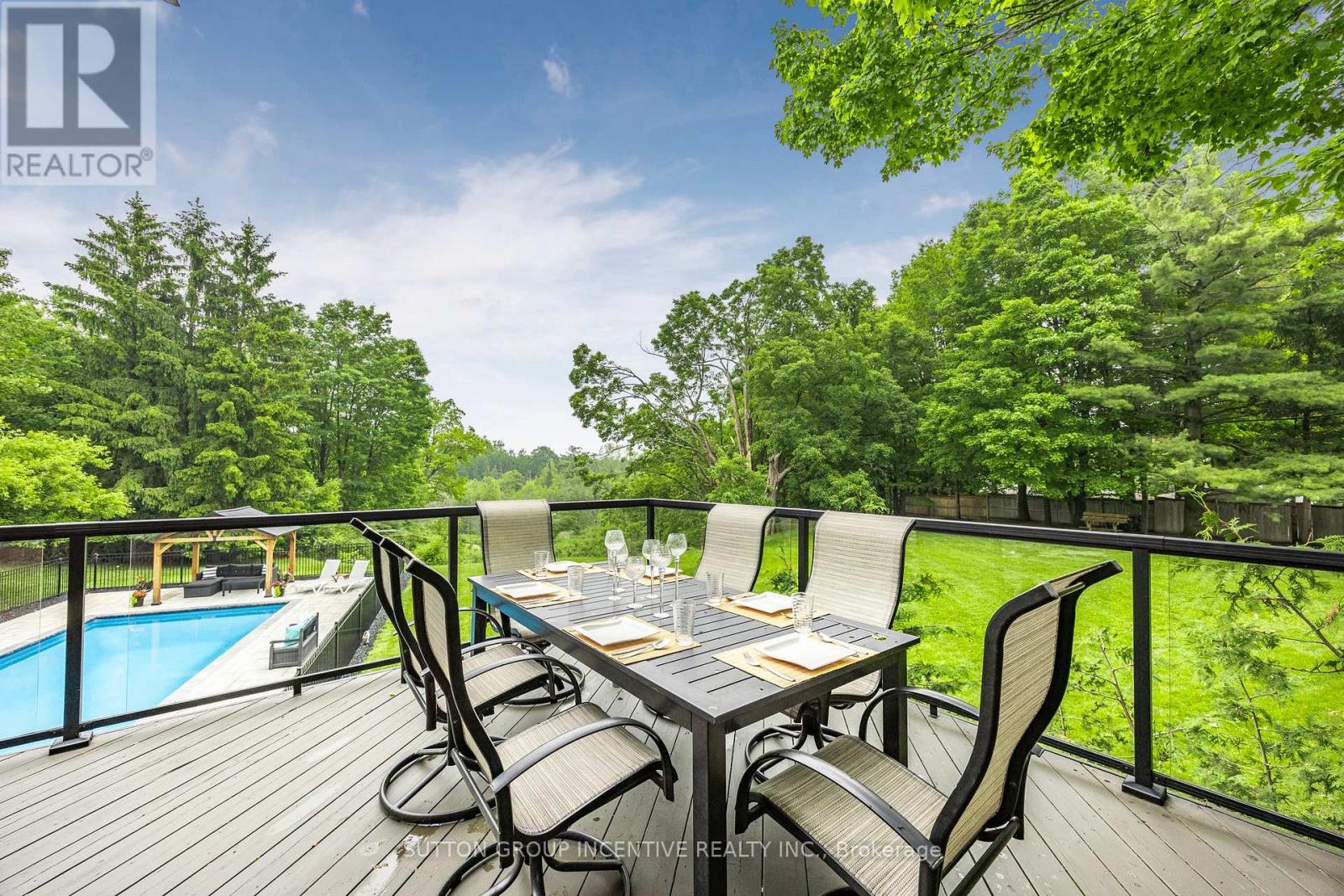 214 HICKORY LANE - 7