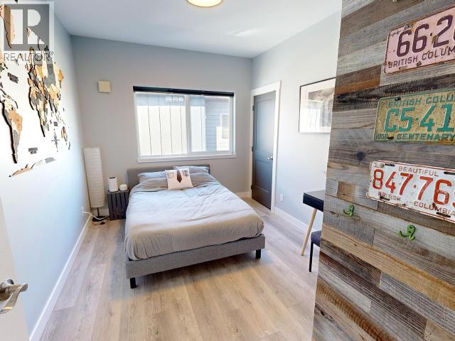 #402 7175 DUNCAN STREET - 11