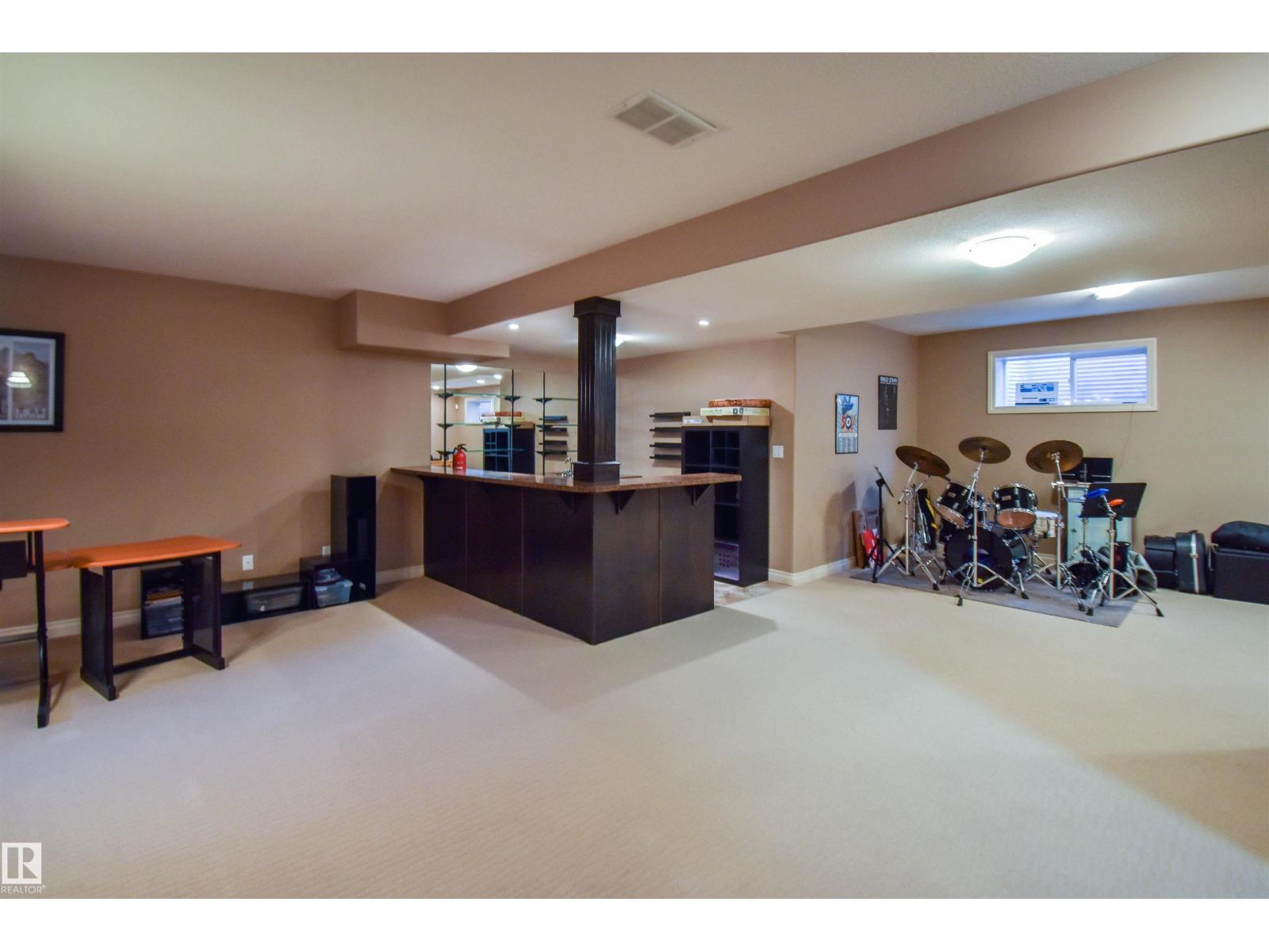 
          62 Linkside BV
            <br/>
            <span>Spruce Grove</span>
            , 
            <span>AB</span>
             <span>T7X4A6</span>
         - Photo 34