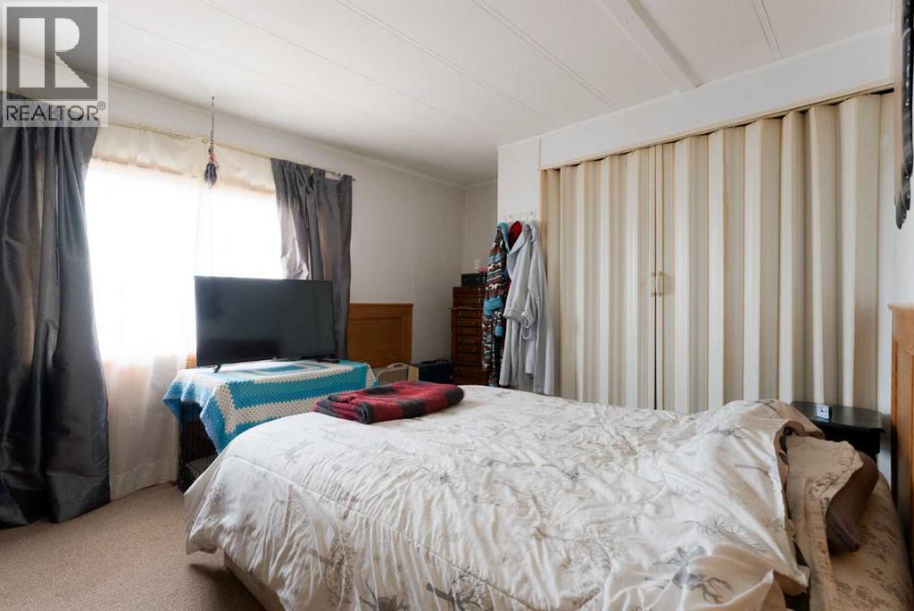 
          6220 17 Avenue Southeast
            <br/>
            <span>Calgary</span>
            , 
            <span>AB</span>
             <span>T2A0W6</span>
         - Photo 14