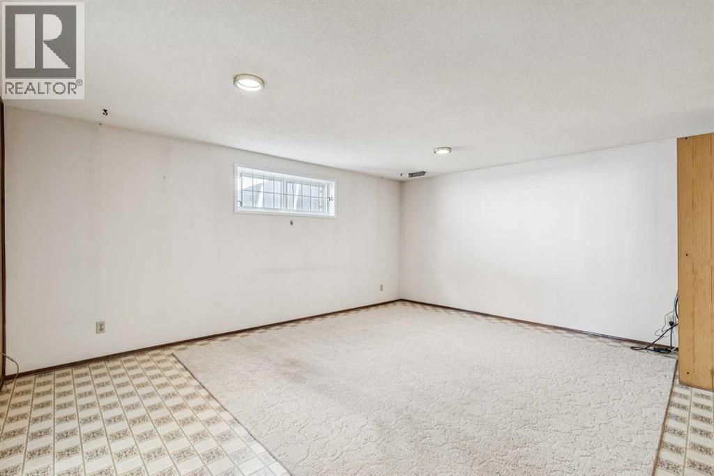 Single Family House Bungalow for Sale in  Huntridge Road NE Huntington Hills Calgary 