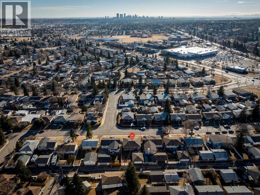 Single Family House Bungalow for Sale in  Huntridge Road NE Huntington Hills Calgary 