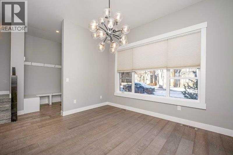 Single Family House for Sale in   Avenue NW Tuxedo Park Calgary 