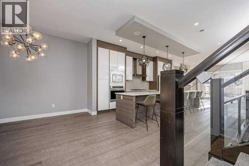 Single Family House for Sale in   Avenue NW Tuxedo Park Calgary 