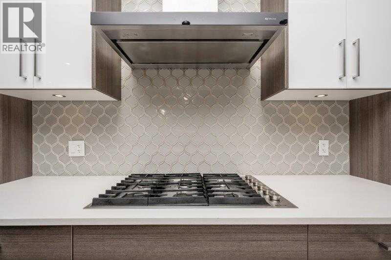 Single Family House for Sale in   Avenue NW Tuxedo Park Calgary 