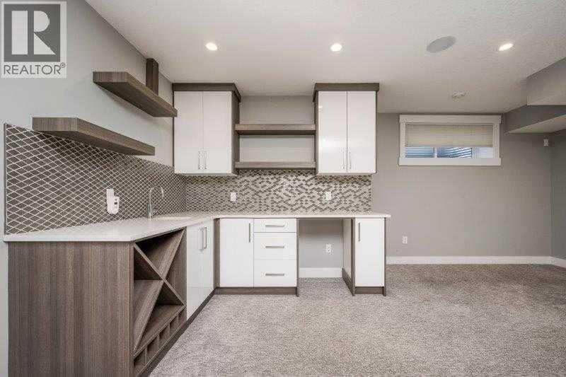 Single Family House for Sale in   Avenue NW Tuxedo Park Calgary 