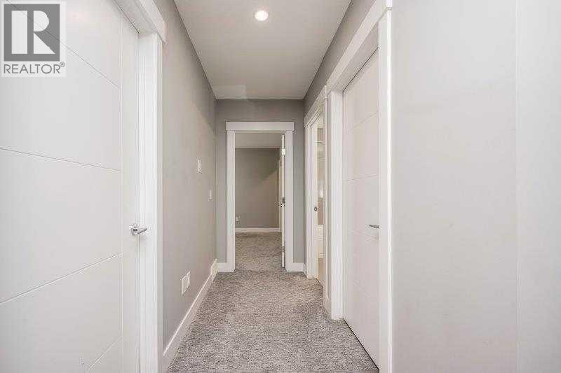 Single Family House for Sale in   Avenue NW Tuxedo Park Calgary 