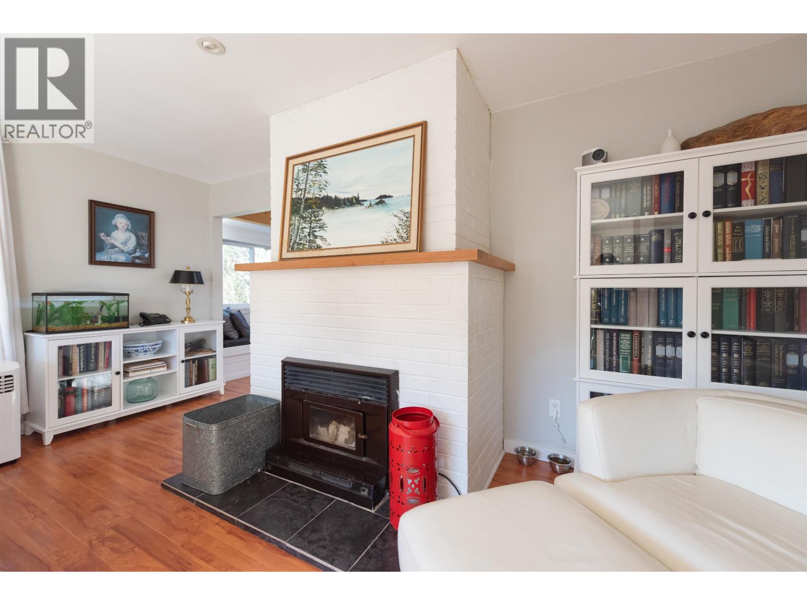 7862 EAGLE DRIVE, Halfmoon Bay