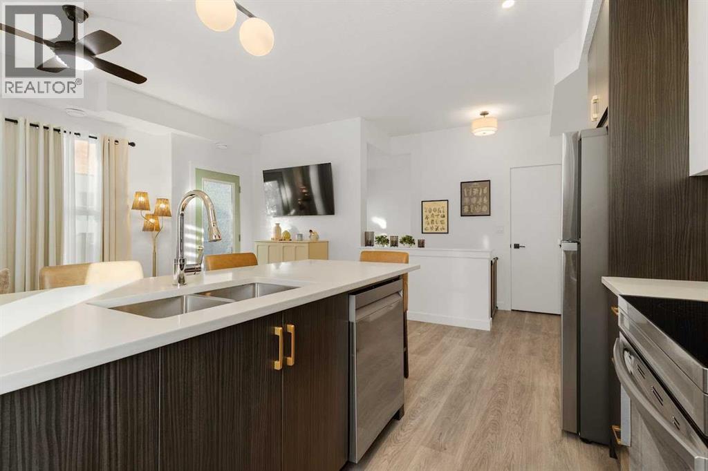 Single Family House for Sale in   st Street SW Springbank Hill Calgary 