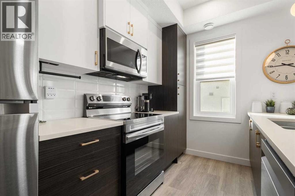 Single Family House for Sale in   st Street SW Springbank Hill Calgary 