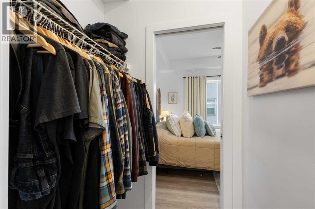 Single Family House for Sale in   st Street SW Springbank Hill Calgary 