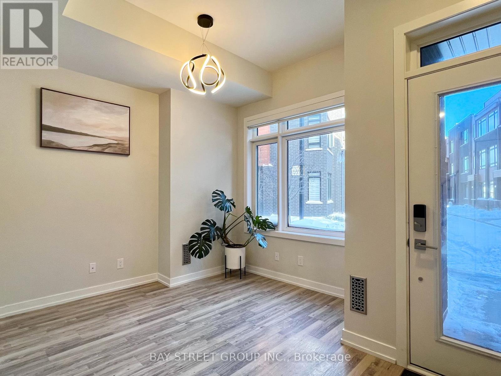 13 - 370 RED MAPLE ROAD - Photo 2 of 25, Richmond Hill (Langstaff), Ontario