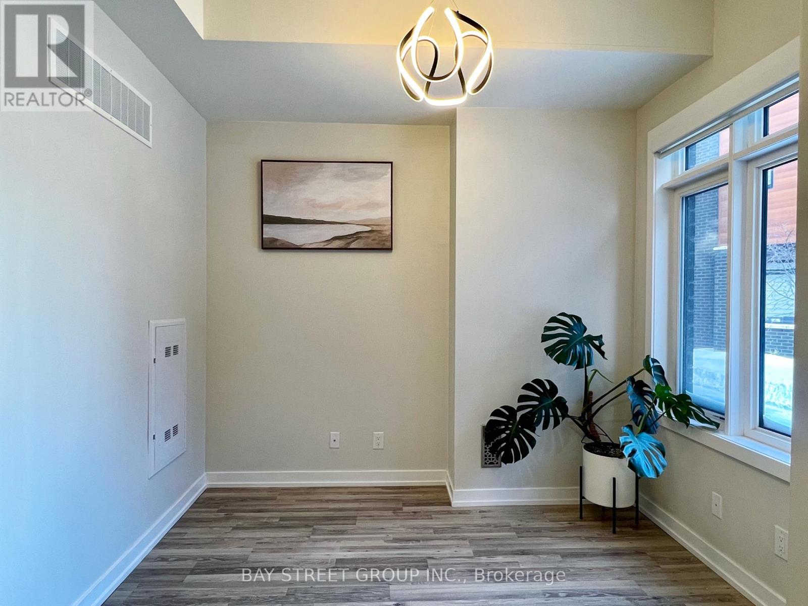 13 - 370 RED MAPLE ROAD - Photo 3 of 25, Richmond Hill (Langstaff), Ontario