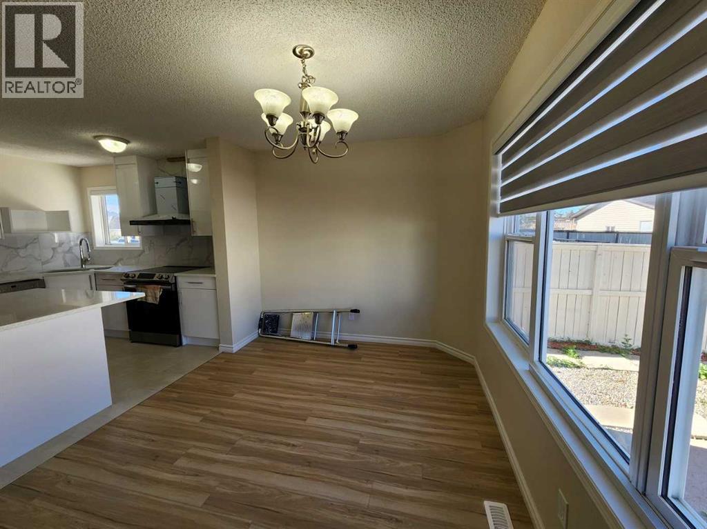 Single Family House for Sale in  Harvest Rose Circle NE Harvest Hills Calgary 