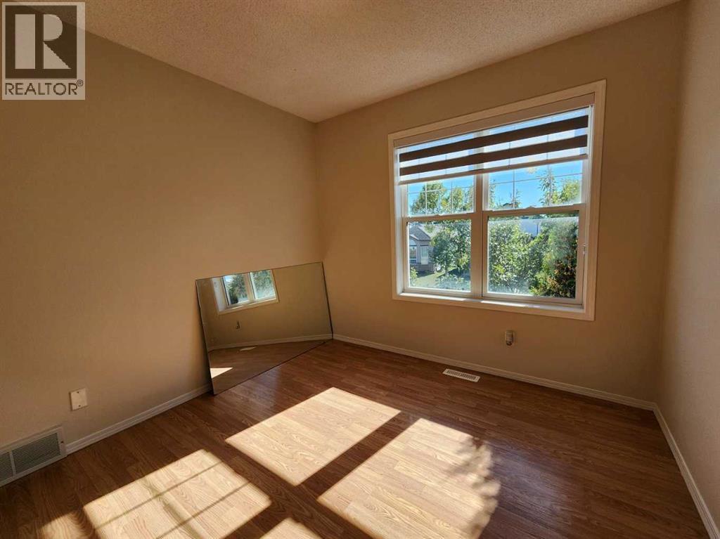 Single Family House for Sale in  Harvest Rose Circle NE Harvest Hills Calgary 