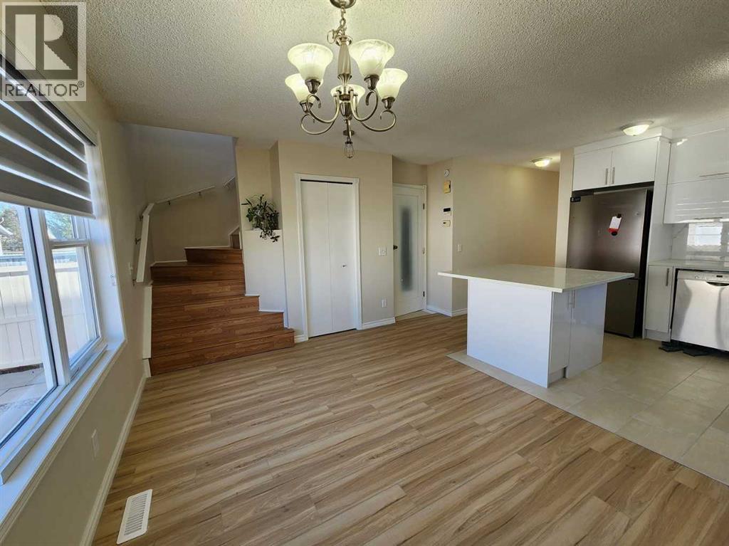 Single Family House for Sale in  Harvest Rose Circle NE Harvest Hills Calgary 