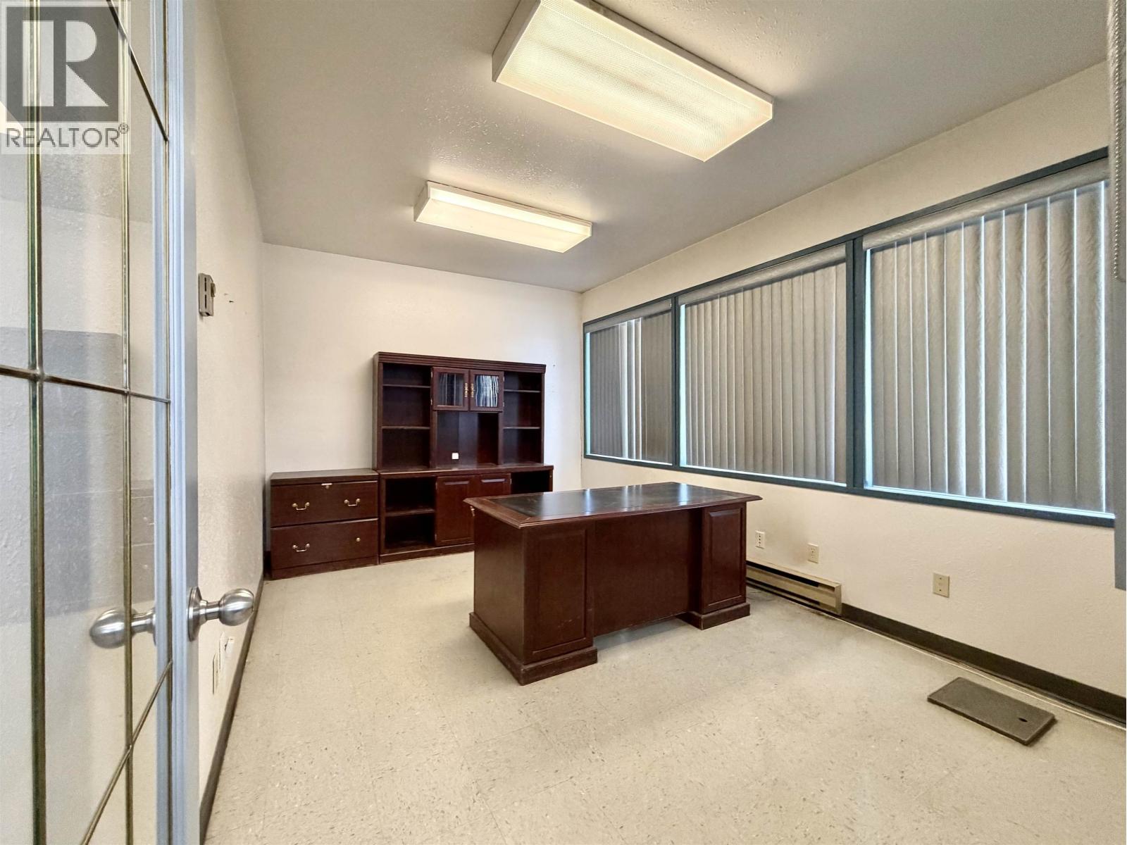 Photo 10 of 39 — 2057 1ST AVENUE · Prince George, BC