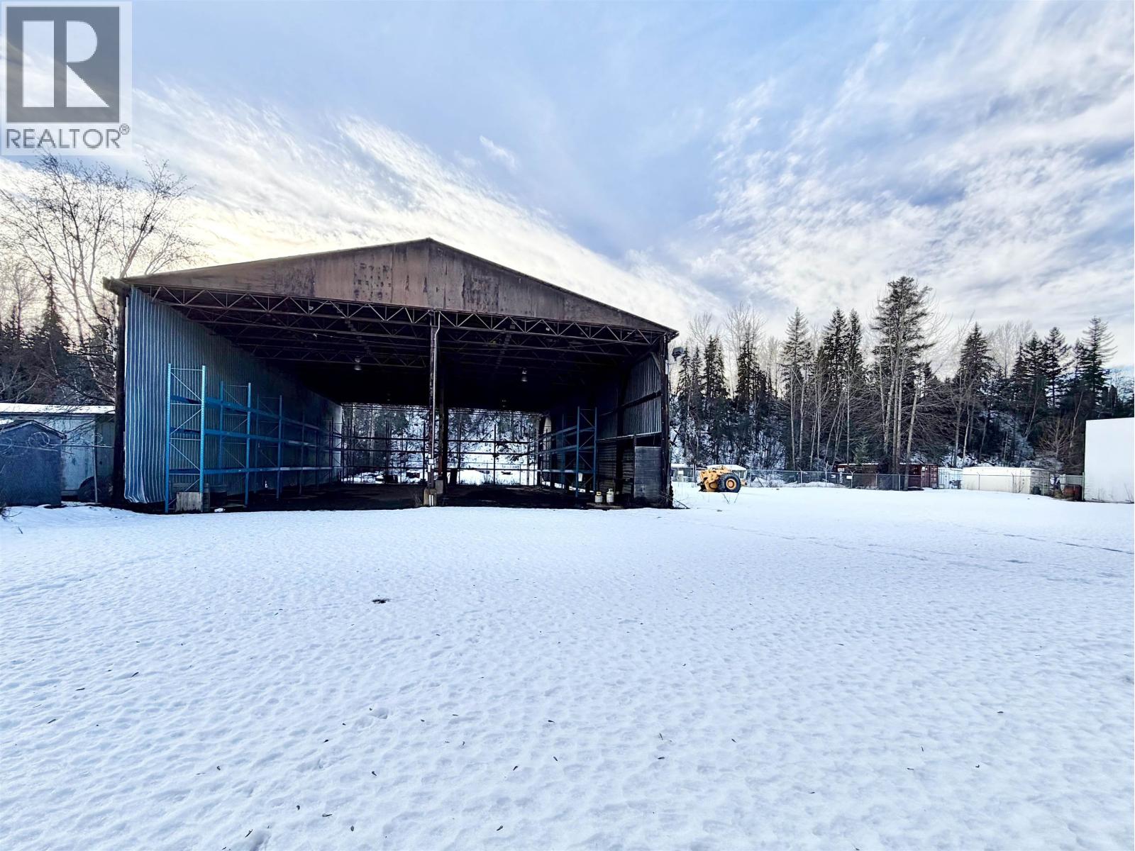 2057 1ST AVENUE, Prince George