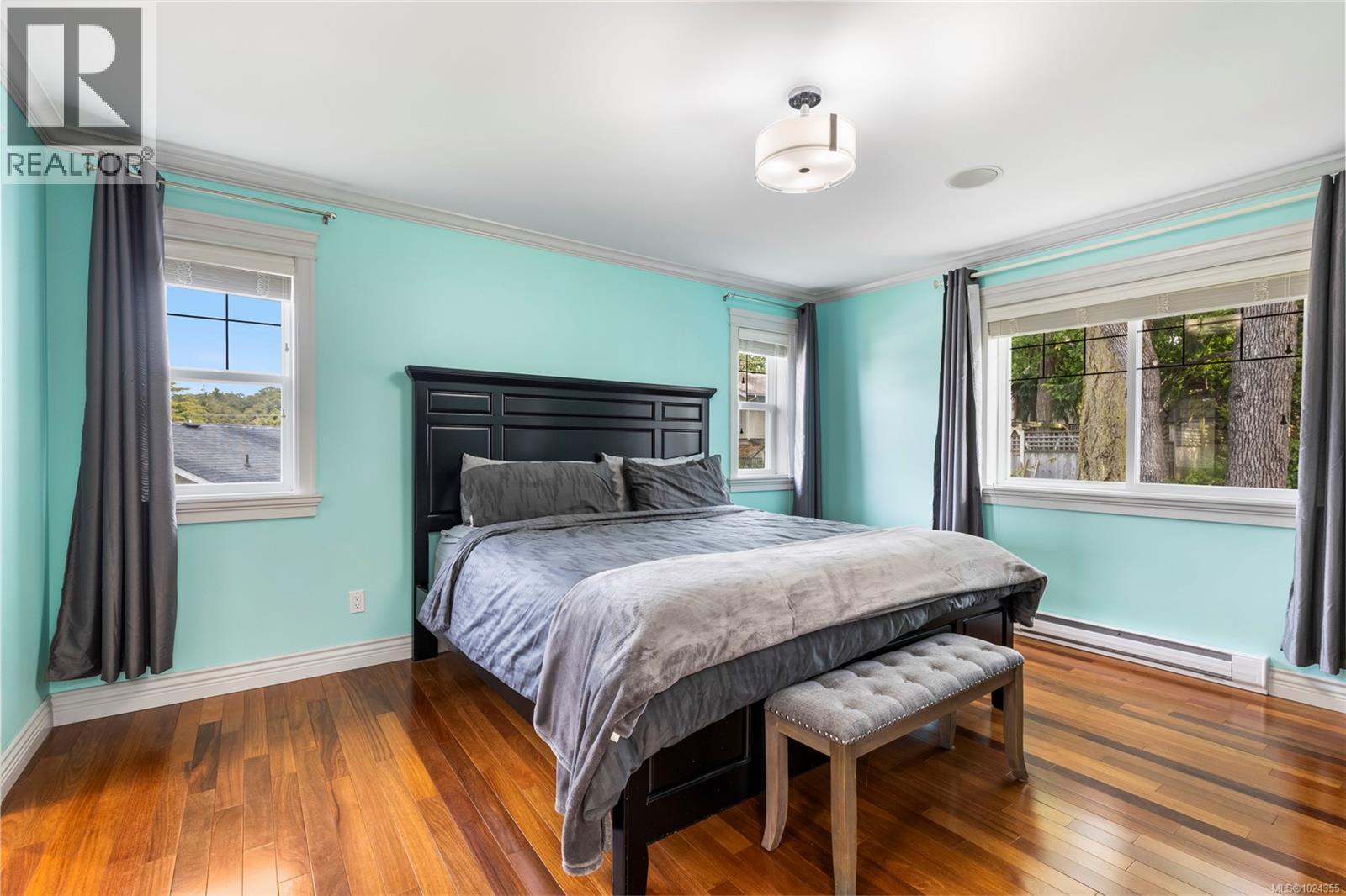  3927 Druce Lane, Saanich