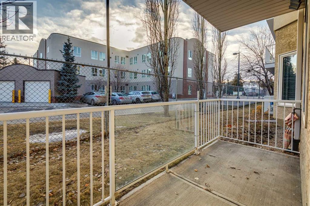 Single Family House for Sale in    Street SW Glenbrook Calgary 