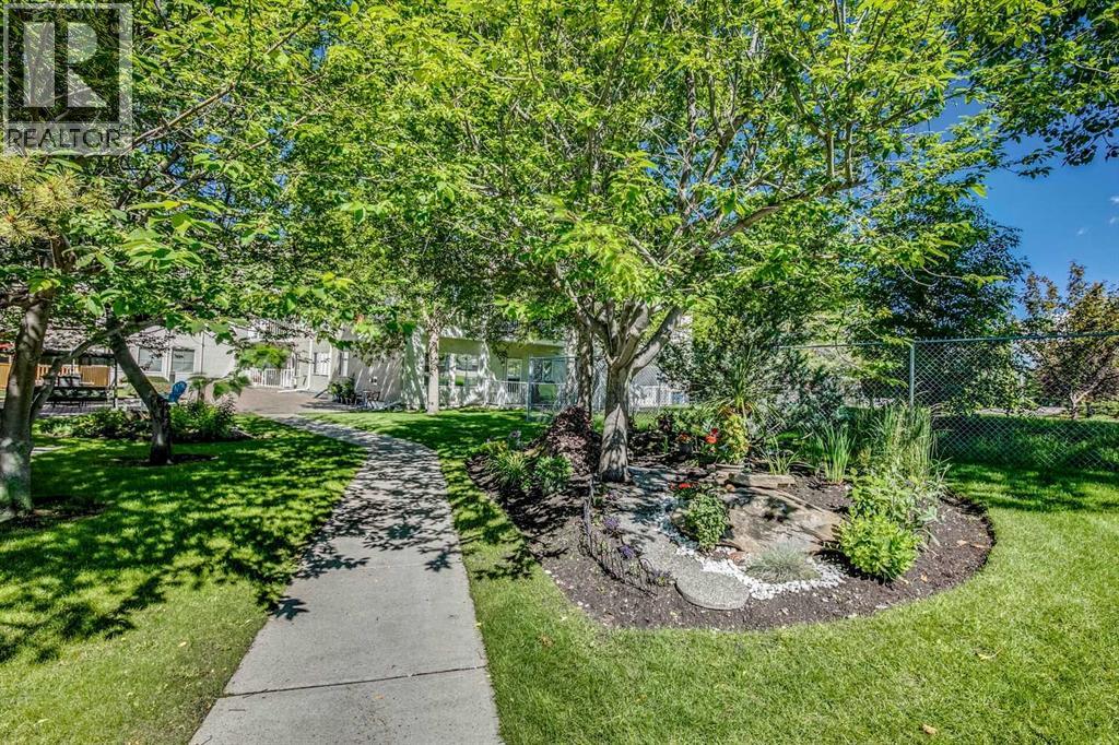 Single Family House for Sale in    Street SW Glenbrook Calgary 