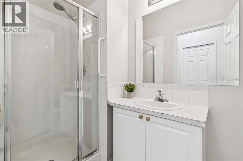 Single Family House for Sale in    Street SW Glenbrook Calgary 