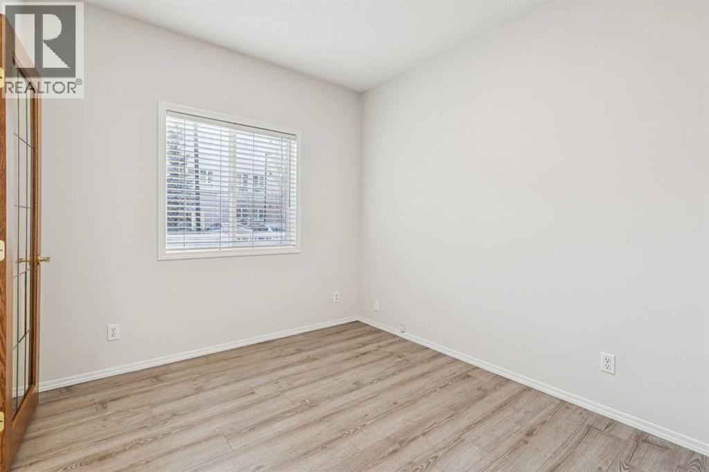 Single Family House for Sale in    Street SW Glenbrook Calgary 