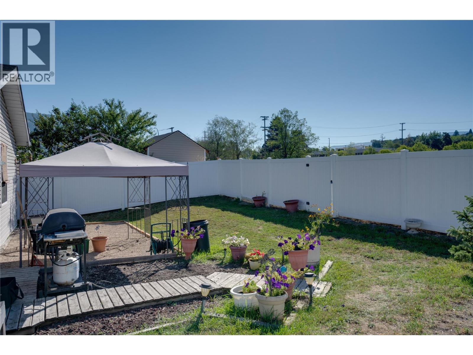 1605 15 Avenue, Vernon