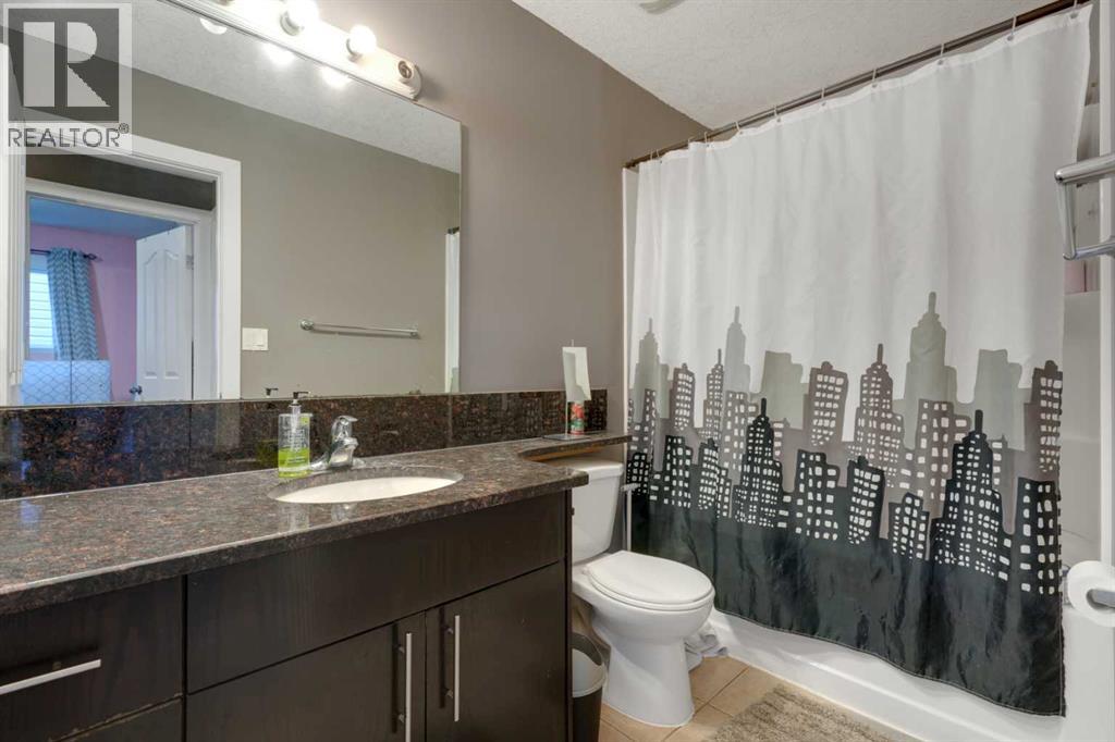 Single Family House Bungalow for Sale in  Pinegreen Close NE Pineridge Calgary 