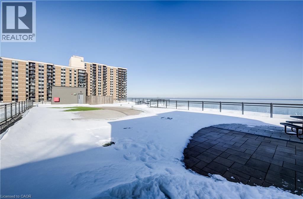 35 SOUTHSHORE Crescent Unit# 303, Stoney Creek, Ontario, L8E0J2 — Photo 32