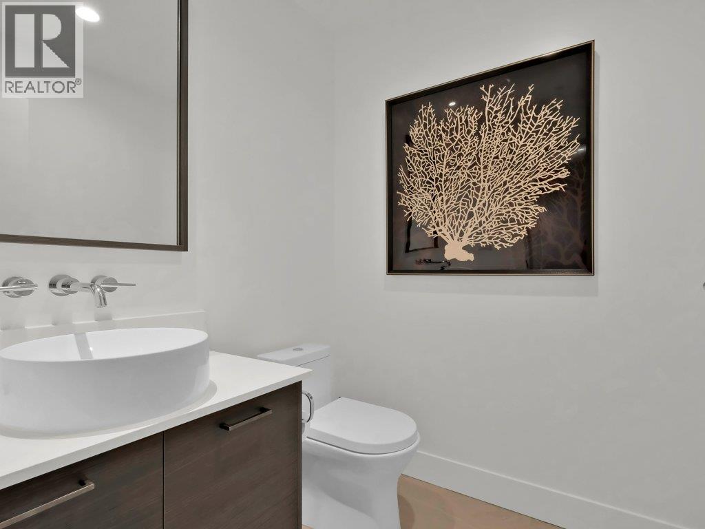 401 1191 Sunset Drive, Kelowna