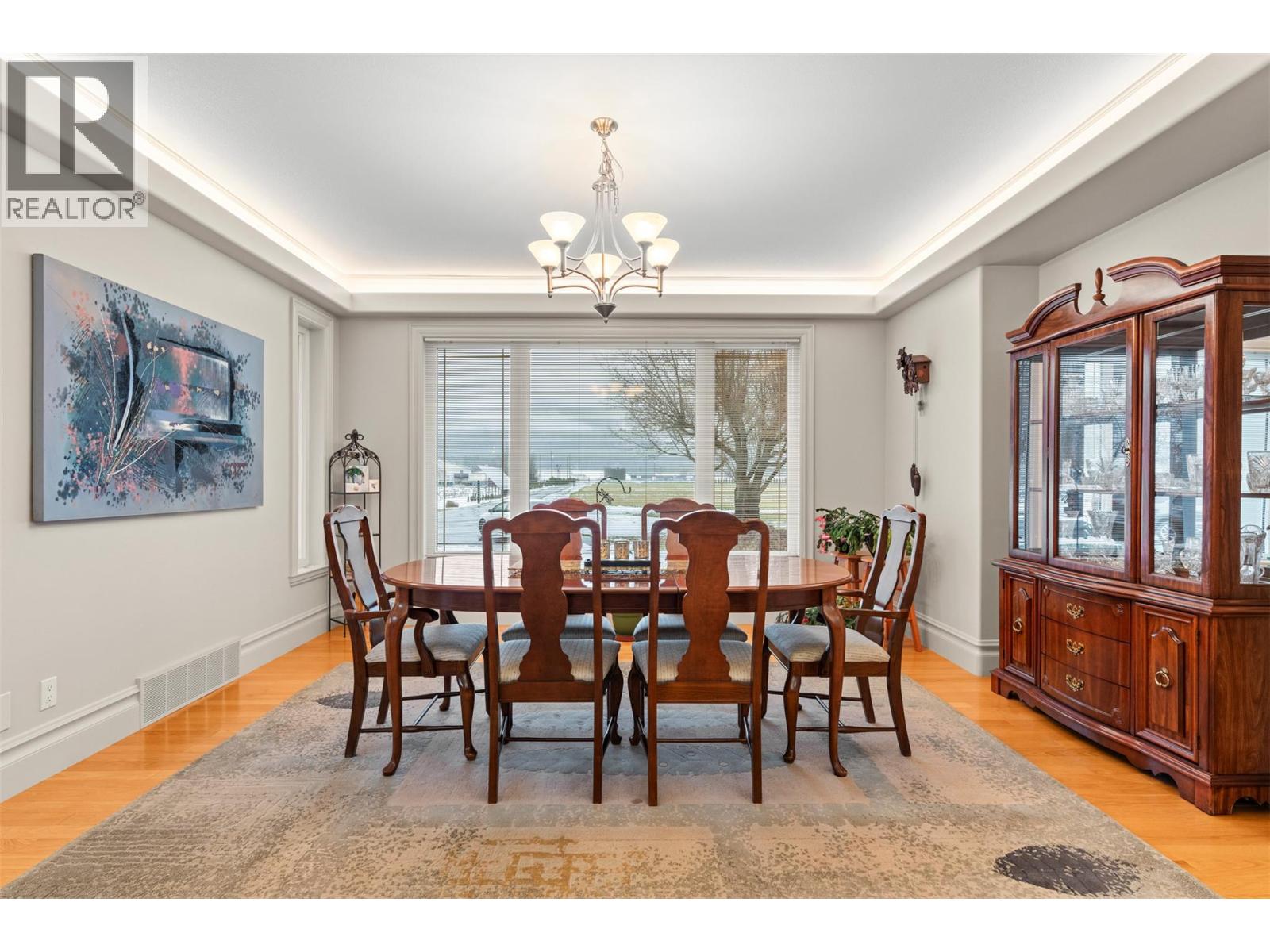 1200 Trans Canada Highway, Sicamous