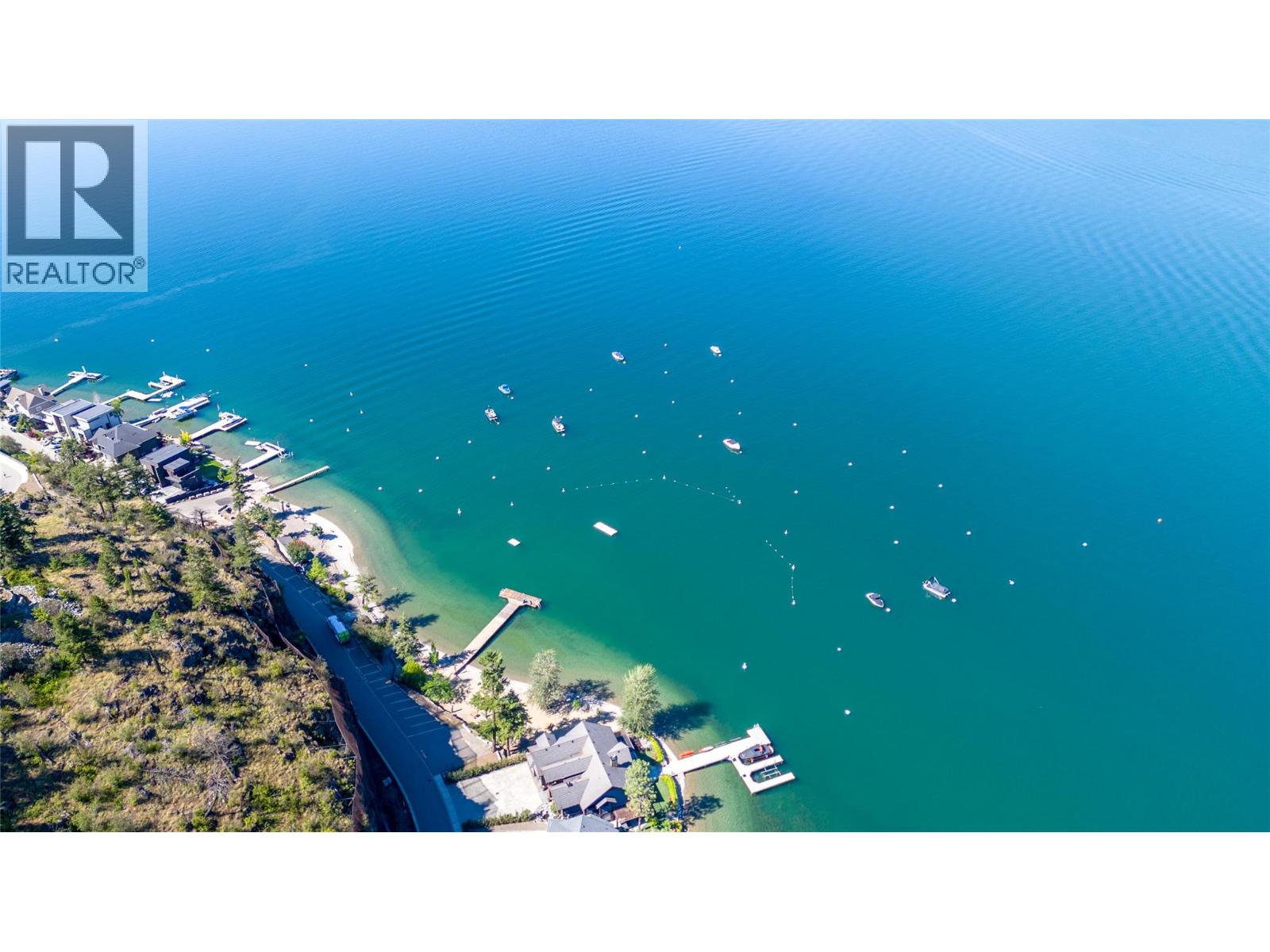 30 40 Kestrel Place, Vernon