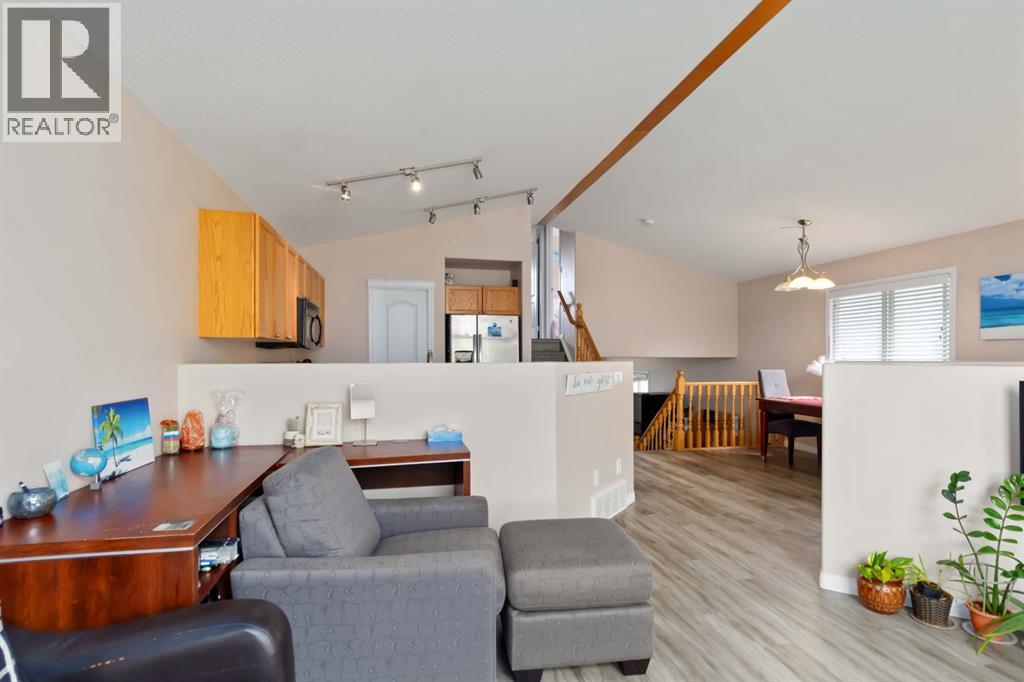 228 Paris Crescent, Fort McMurray