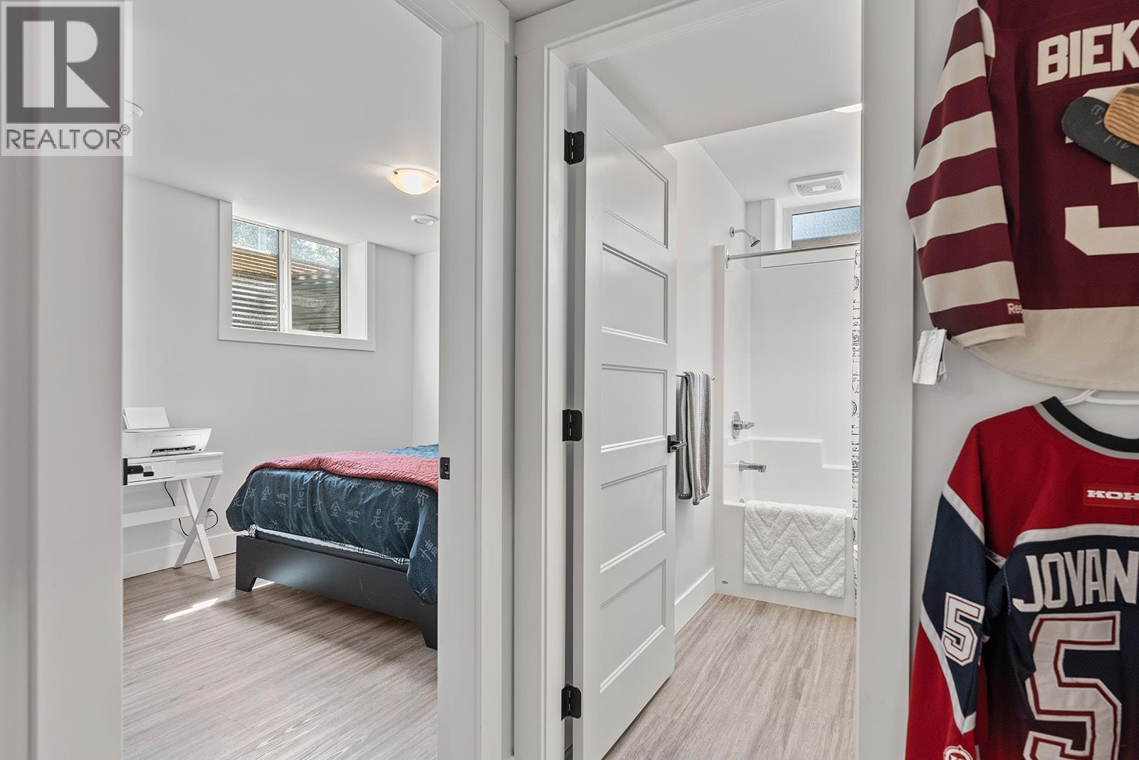 1 1441 20 Avenue Southeast, Salmon Arm