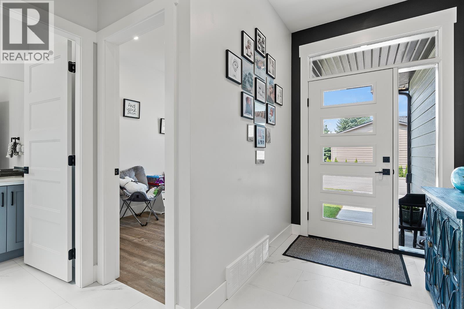 1 1441 20 Avenue Southeast, Salmon Arm