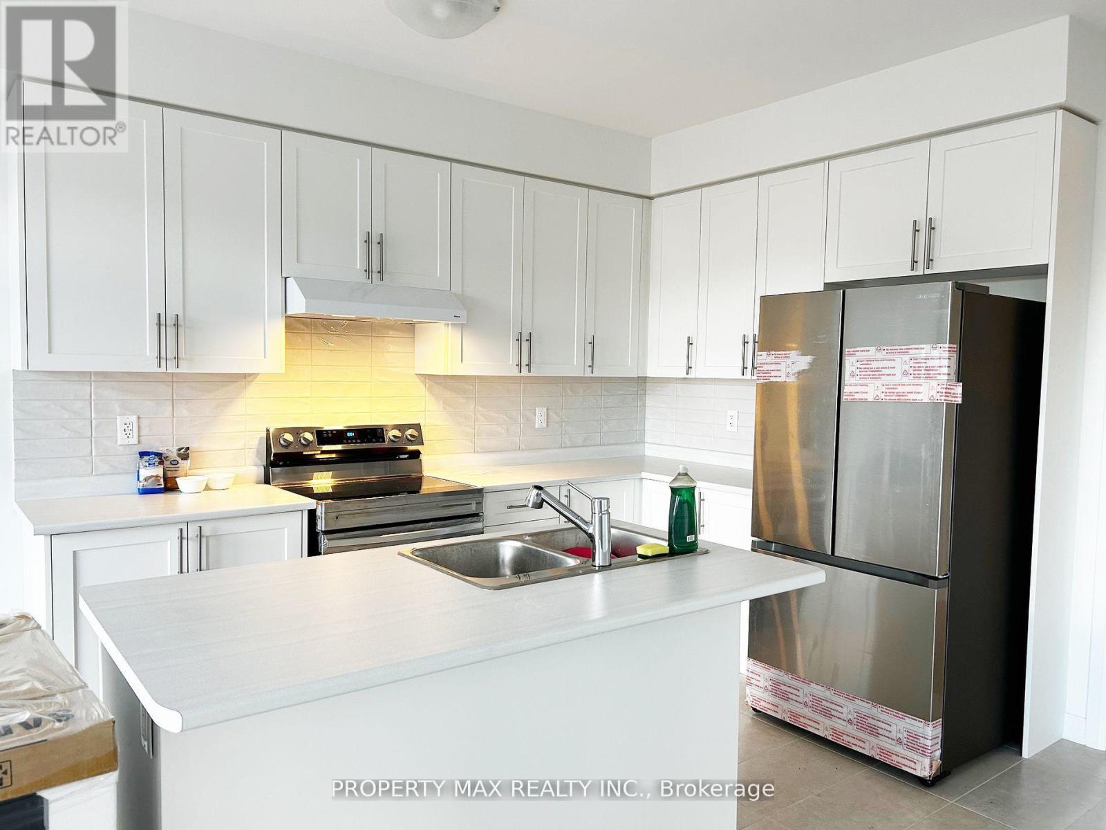 120 PORT CRESCENT - Photo 3 of 10, Welland (Dain City), Ontario