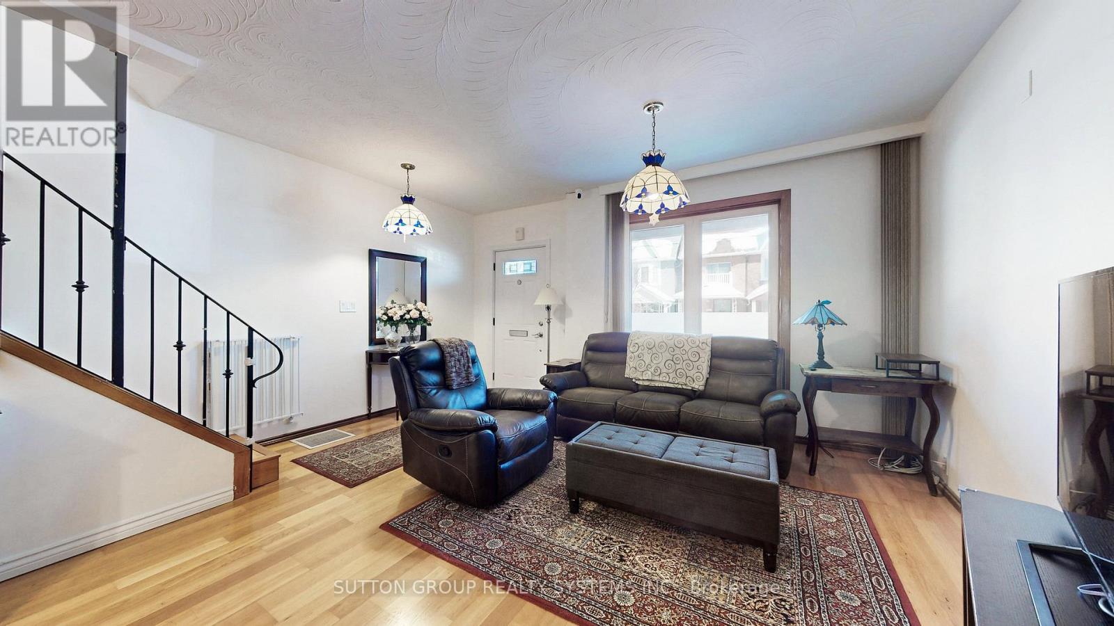 1180 OSSINGTON AVENUE - Photo 4 of 42, Toronto (Wychwood), Ontario