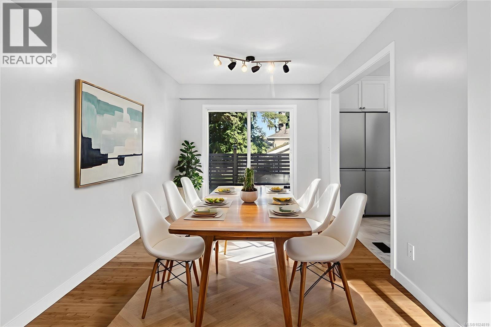 2424 Marlene Dr, Colwood