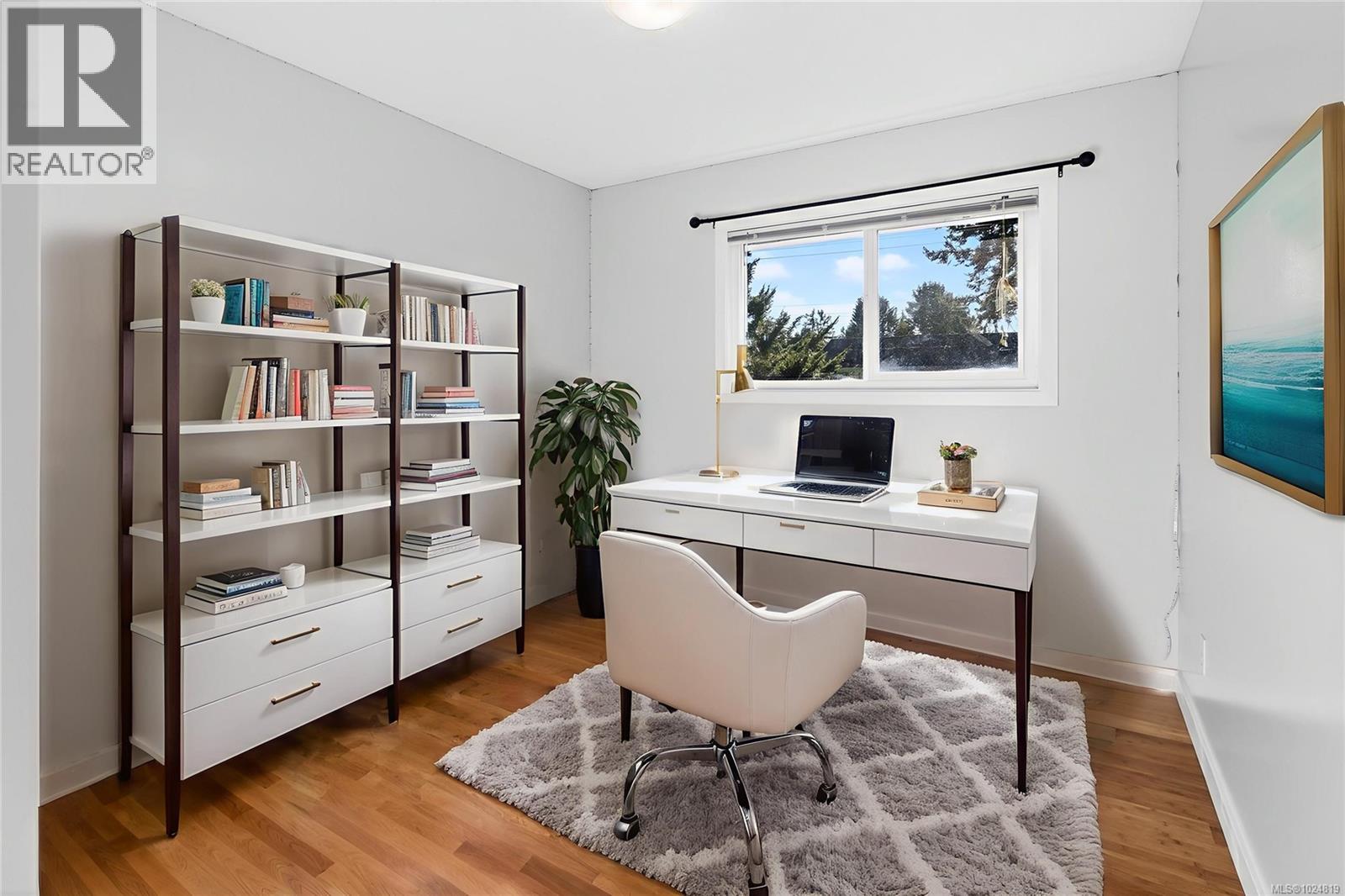 2424 Marlene Dr, Colwood