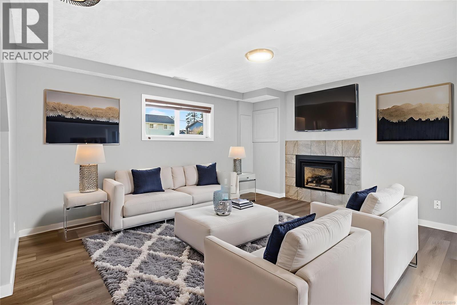 2424 Marlene Dr, Colwood