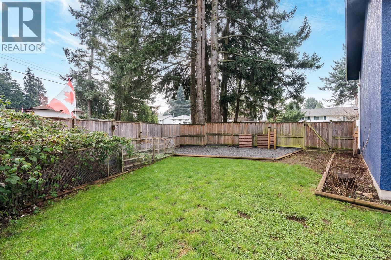 2424 Marlene Dr, Colwood