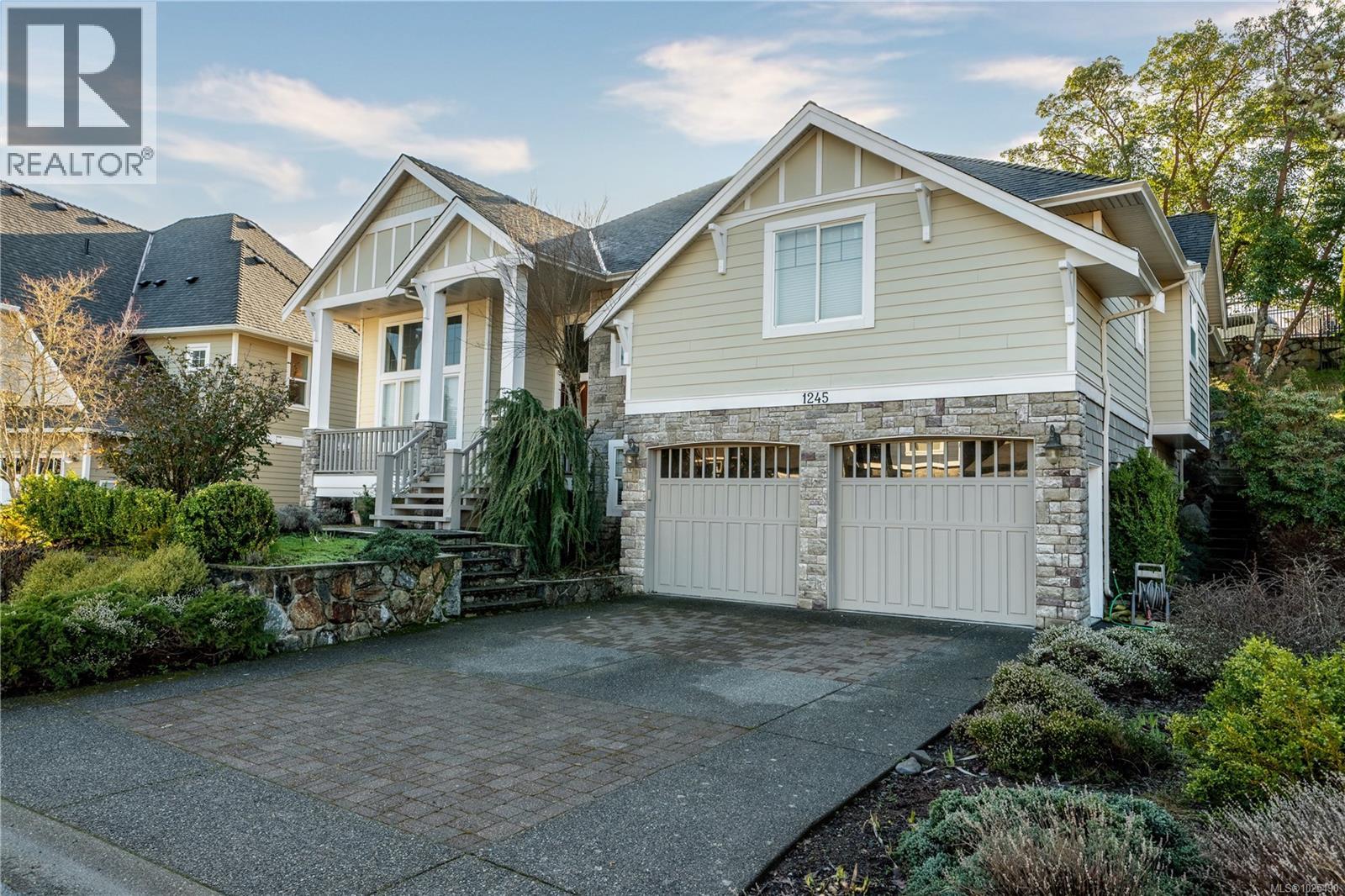 1245 Rockhampton Close - 1