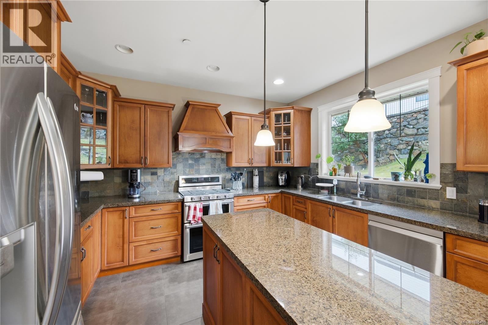  1245 Rockhampton Close, Langford