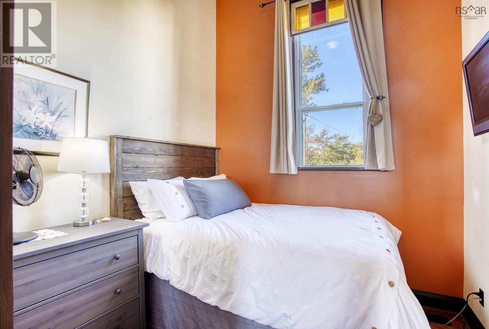 Property 29 of 51 of 13297 Highway 6