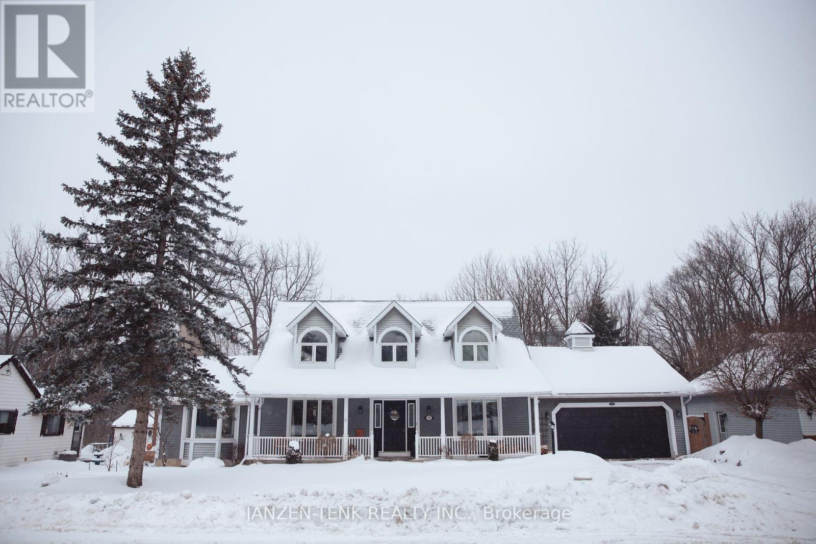 18 CARMAN STREET - Photo 2 of 50, Norwich (Norwich Town), Ontario